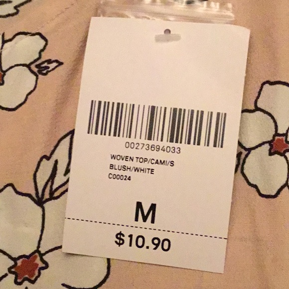 2 cute Crop tops - Picture 5 of 6